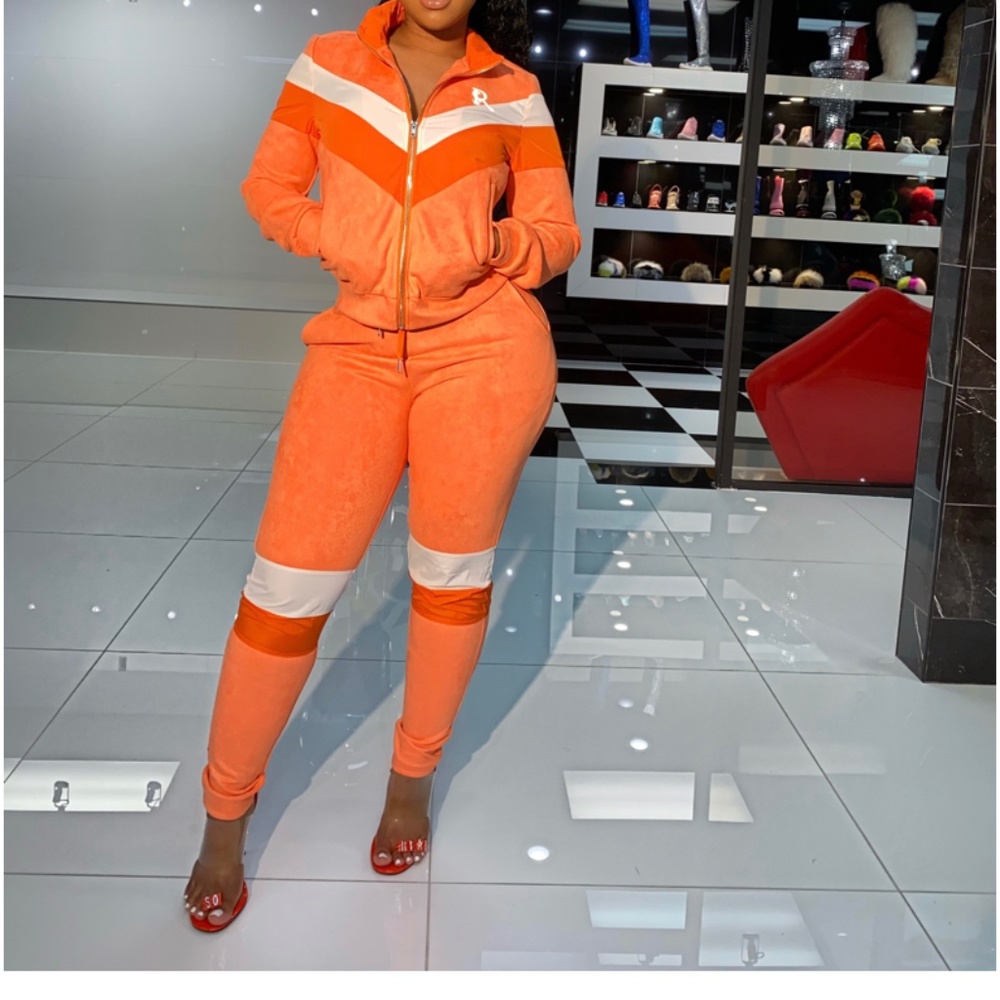 Gsuwoo 'Blocks Hot Set'